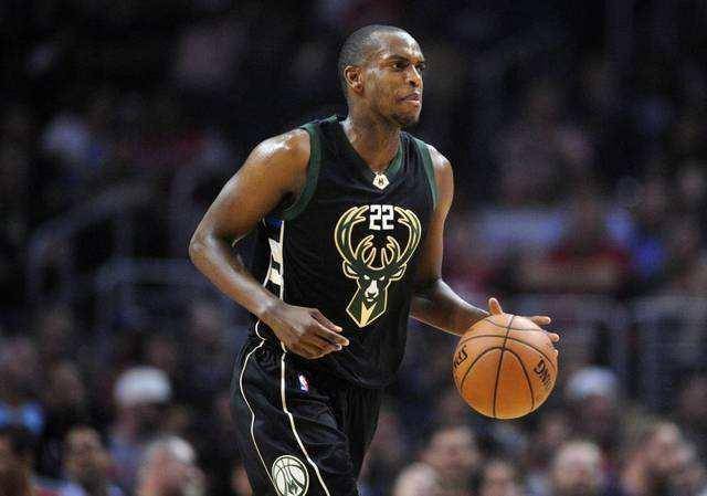 弗罗因德：球队展现了能量和韧性，我非常欣赏这样的胜利